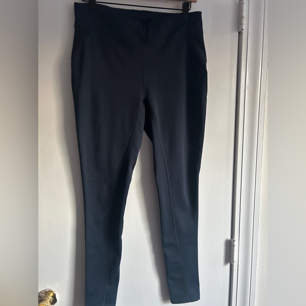 Uniqlo Airism Navy High-Waisted Leggings size XL never worn